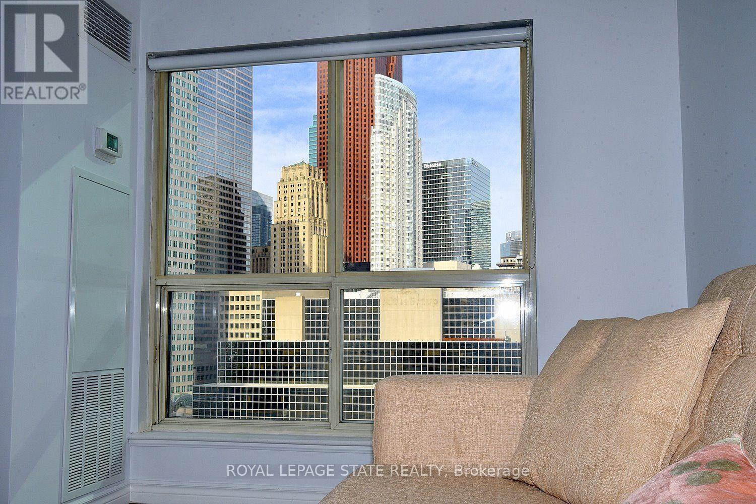 1611- 25 The Esplanade, Toronto, ON photo 11