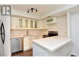 1611 - 25 The Esplanade, Toronto, ON M5E1W5 Photo 12