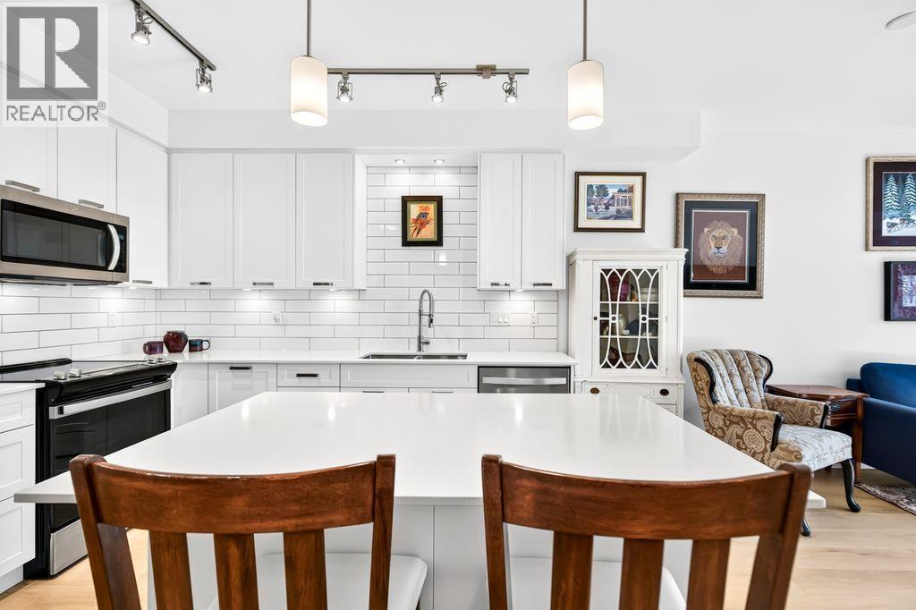 Photo of 107 22562 121 AVENUE 2