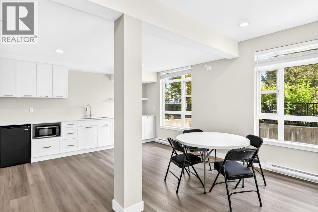 Photo of 107 22562 121 AVENUE 37