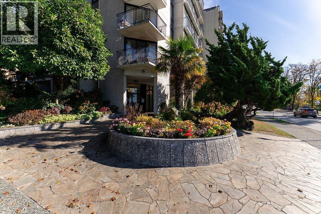 Photo of 1103 1575 BEACH AVENUE 40