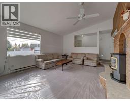 776 Seacot Way, Gibsons, BC V0N1V9 Photo 11