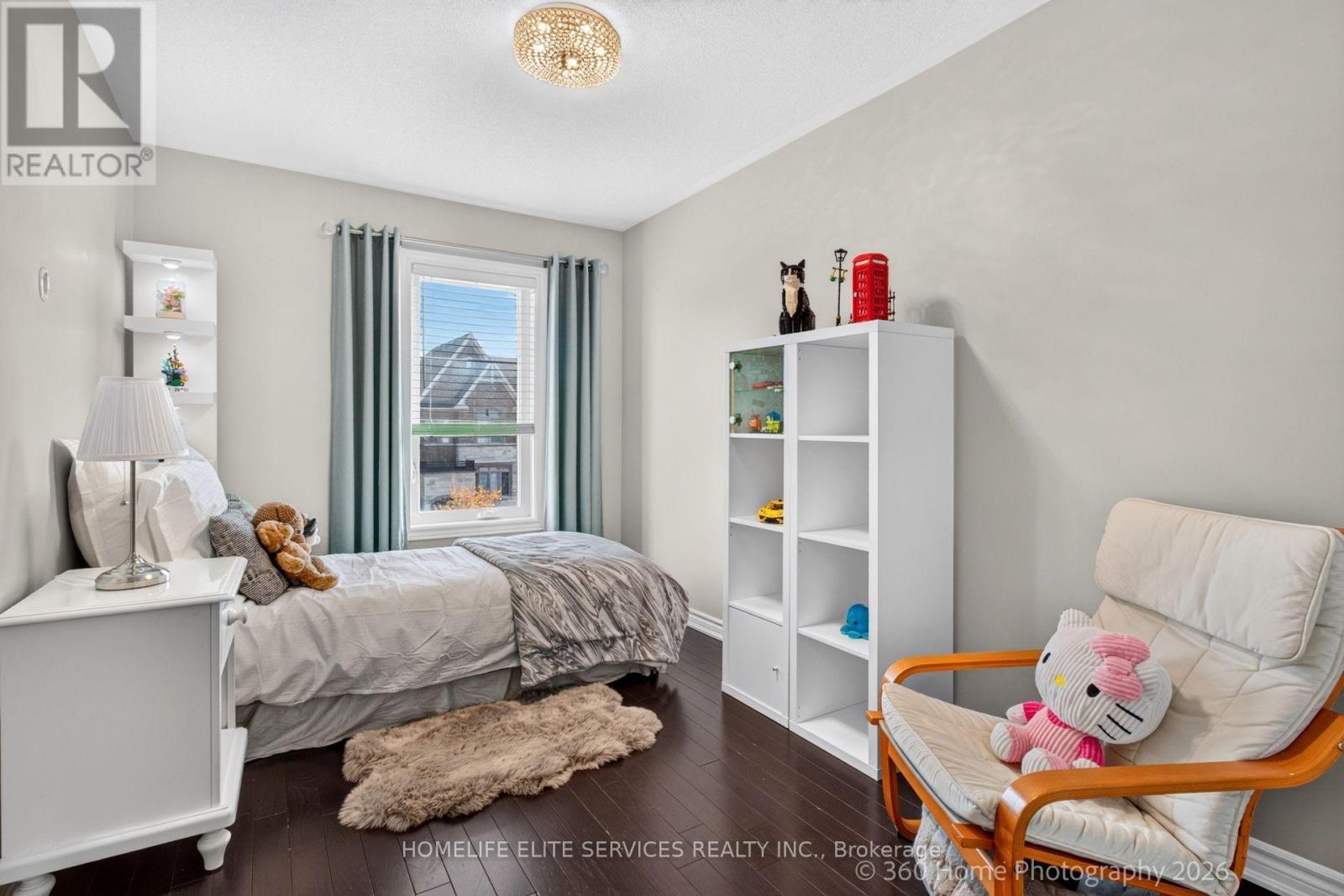 70 FAROOQ BOULEVARD - 9