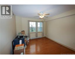 1 Golf Greens Lane Unit# 213, photo 5