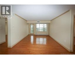 1 Golf Greens Lane Unit# 213, photo 8