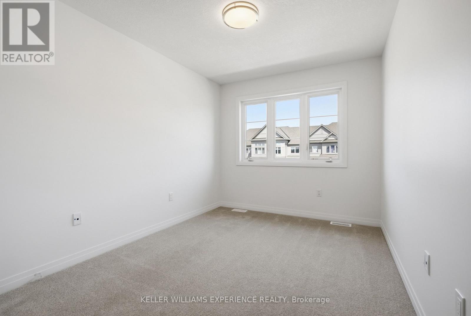 52 Sagewood Avenue, Barrie photo 30