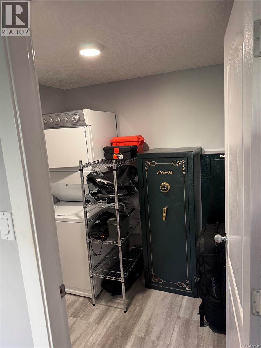 1187 Osprey Dr - 42