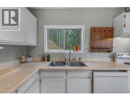 Photo 13 of 30, 1863 DUBOIS DRIVE · Prince George, BC