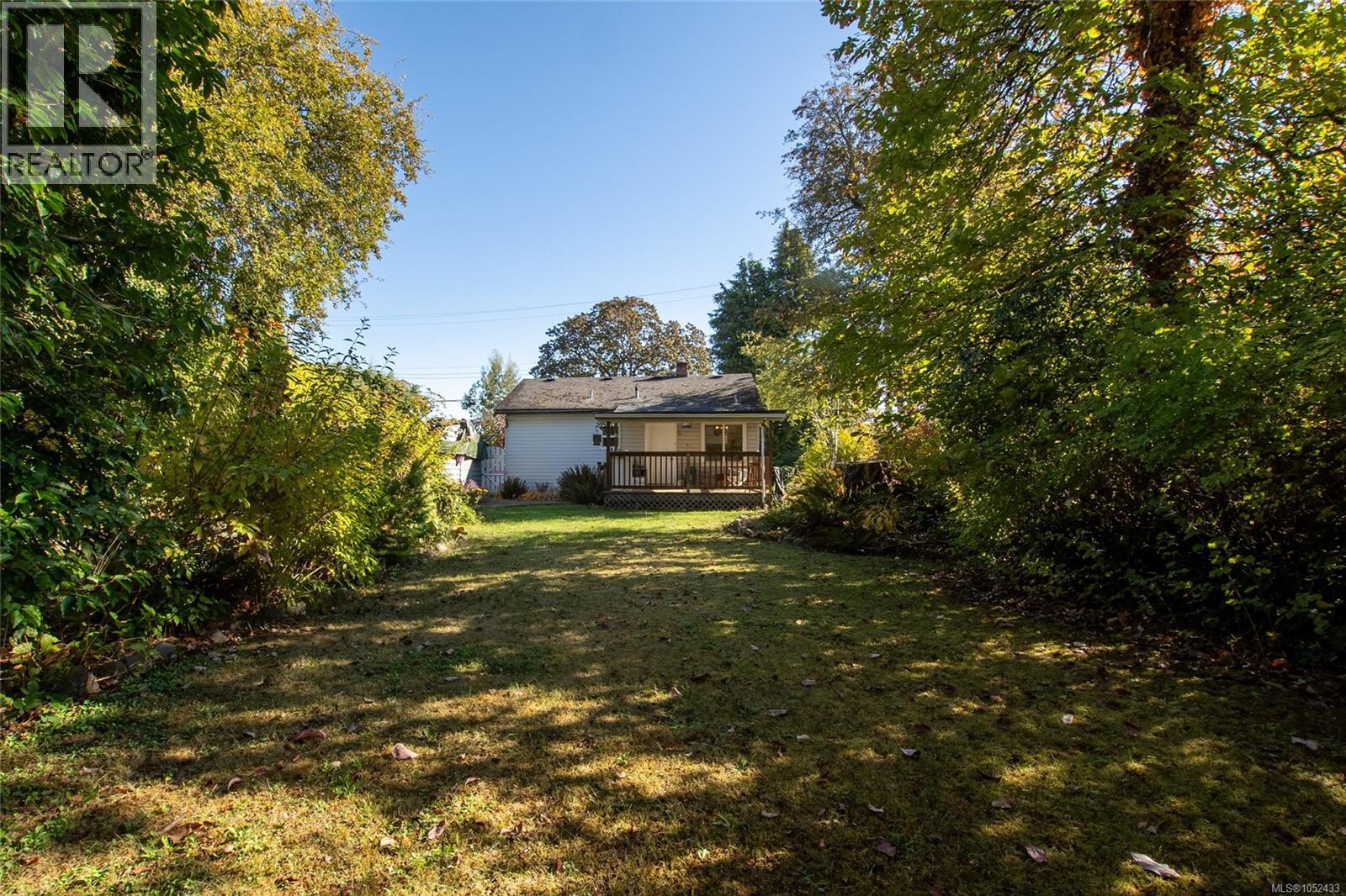 483 Beech Ave - 4