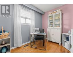20 Honeywood Road, Toronto, ON M3N1B2 Photo 12