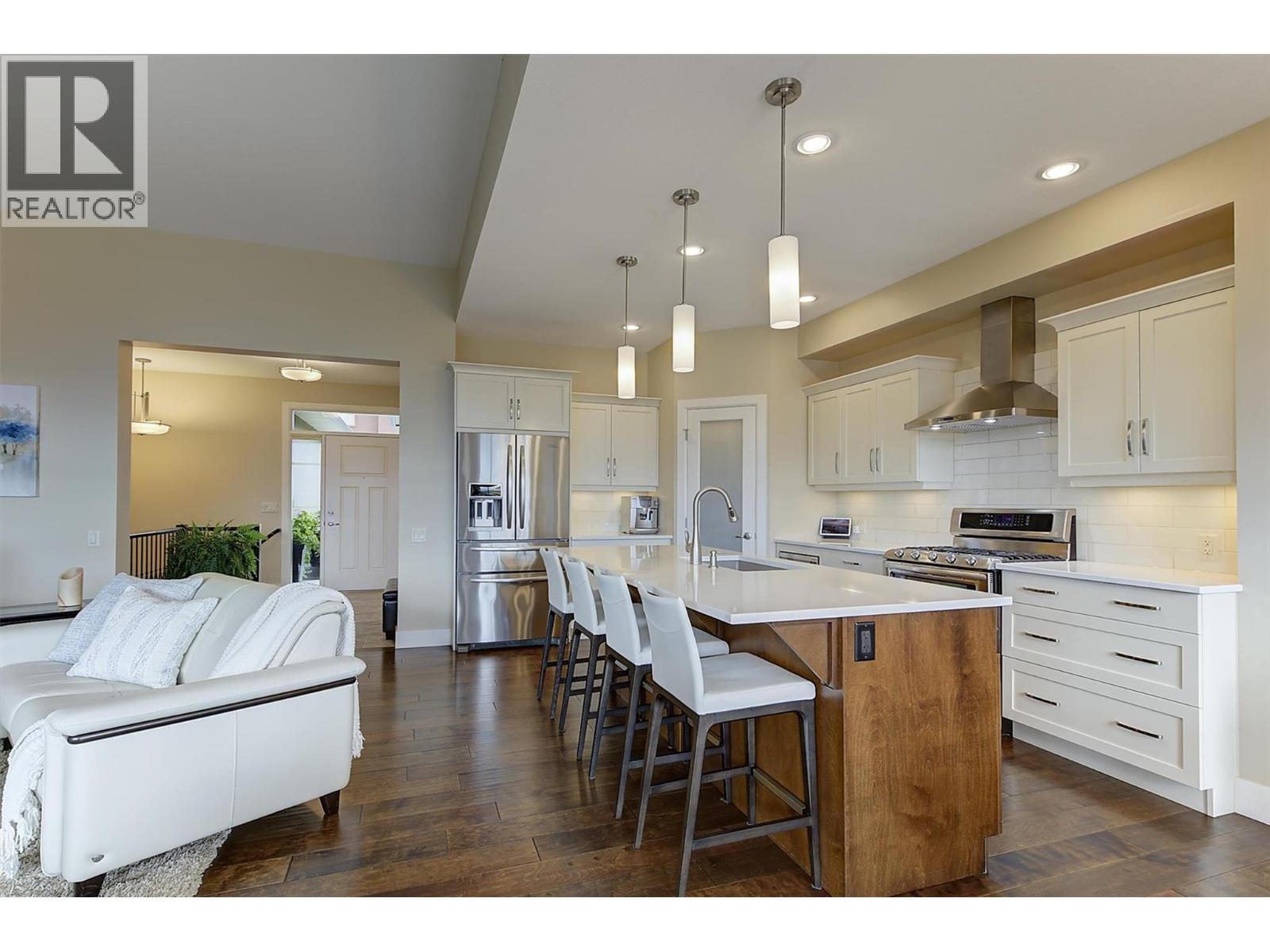  2151 Madera Court, West Kelowna