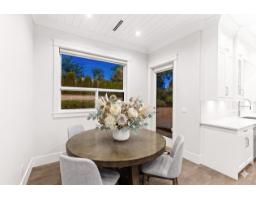 19031 60b Avenue, Surrey, BC V3S8C9 Photo 11