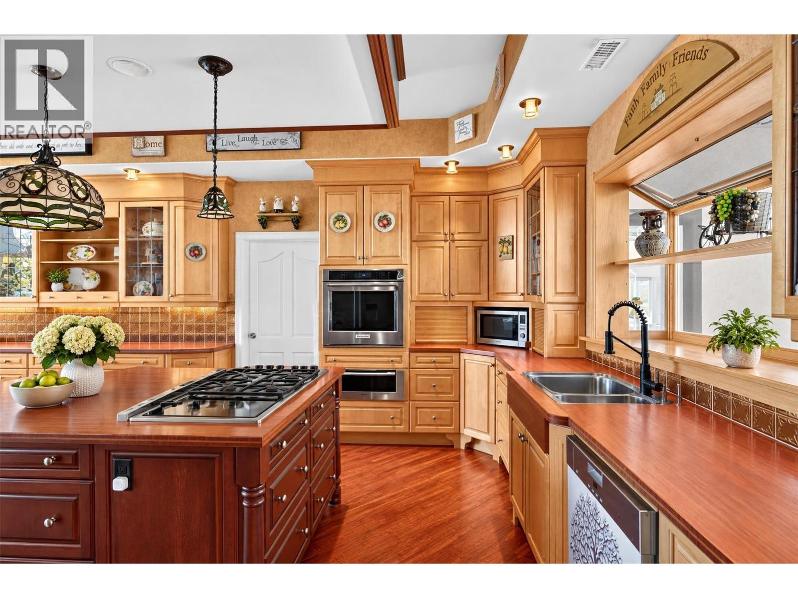2802 West Bench Drive, Penticton