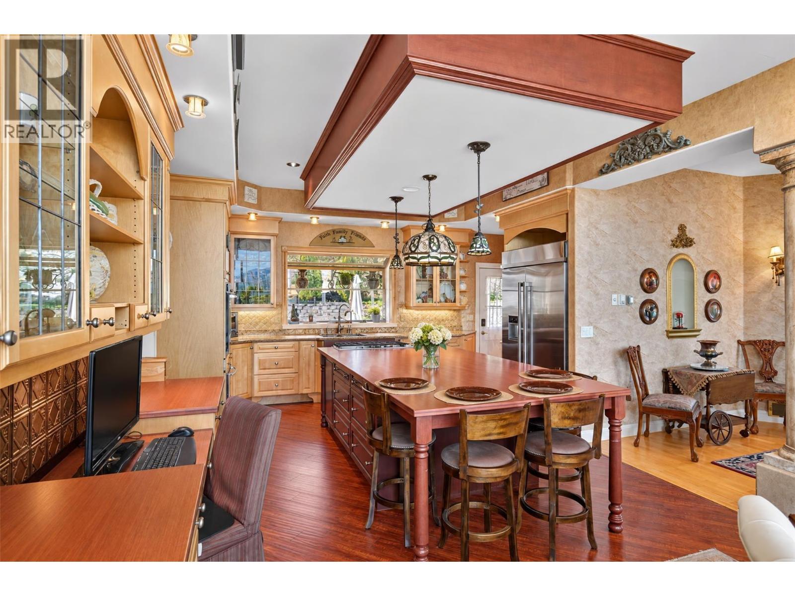 2802 West Bench Drive, Penticton