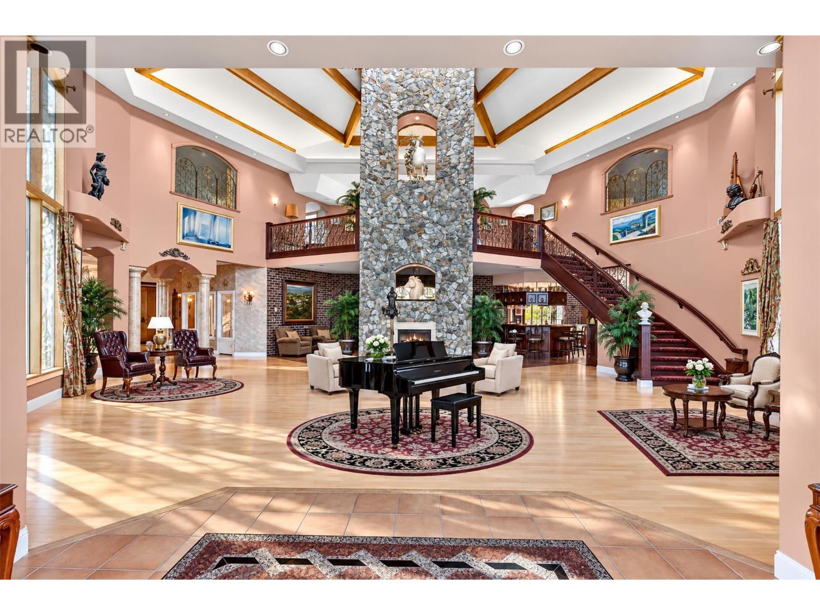 2802 West Bench Drive, Penticton