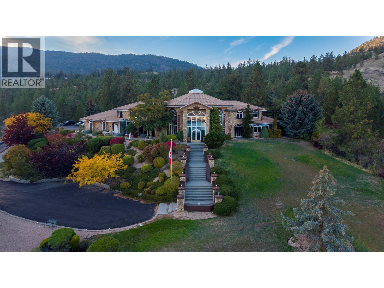2802 West Bench Drive, Penticton