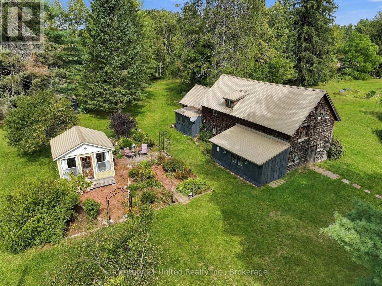 164 Hillside photo 2
