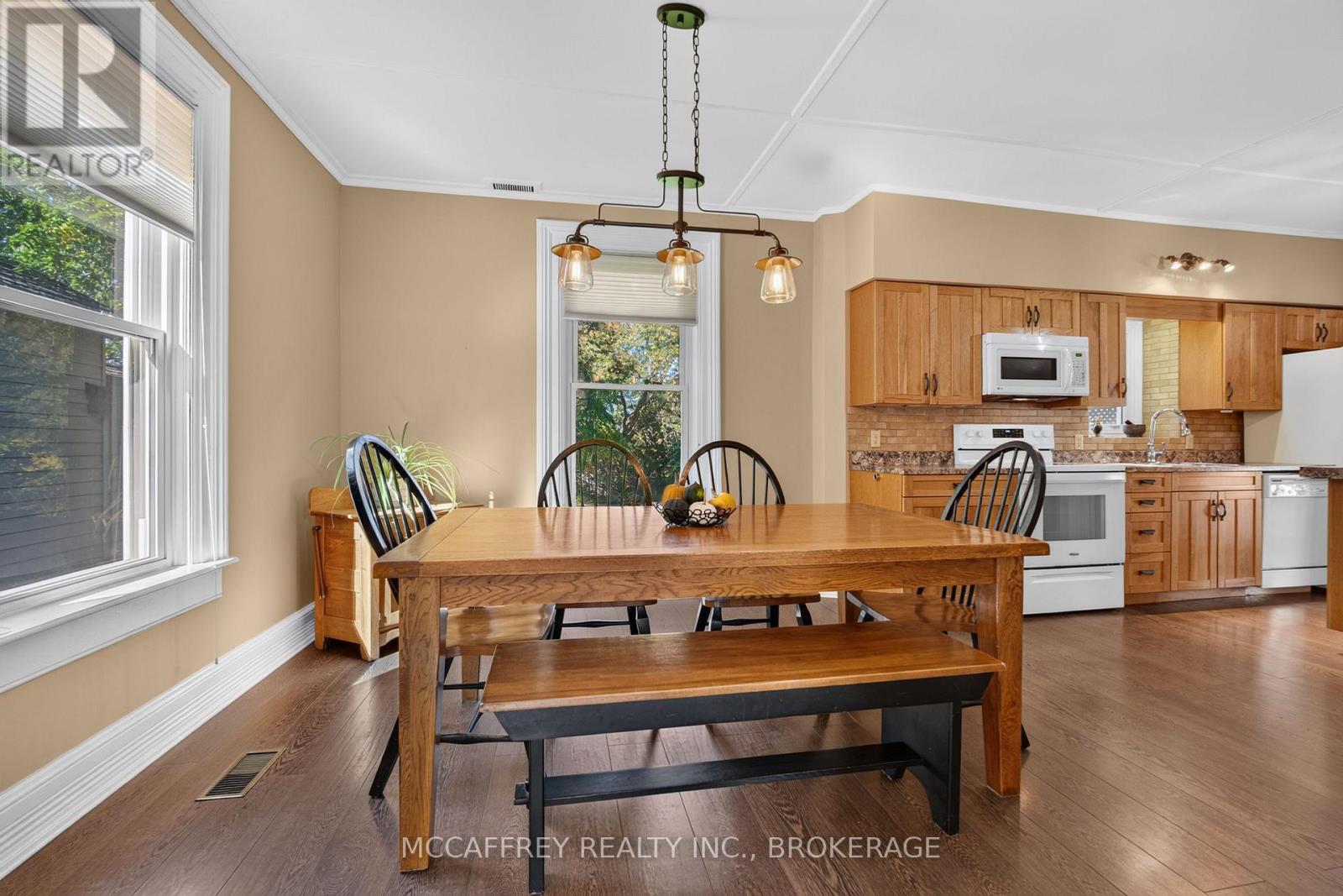 2 BRIGGS STREET - 10
