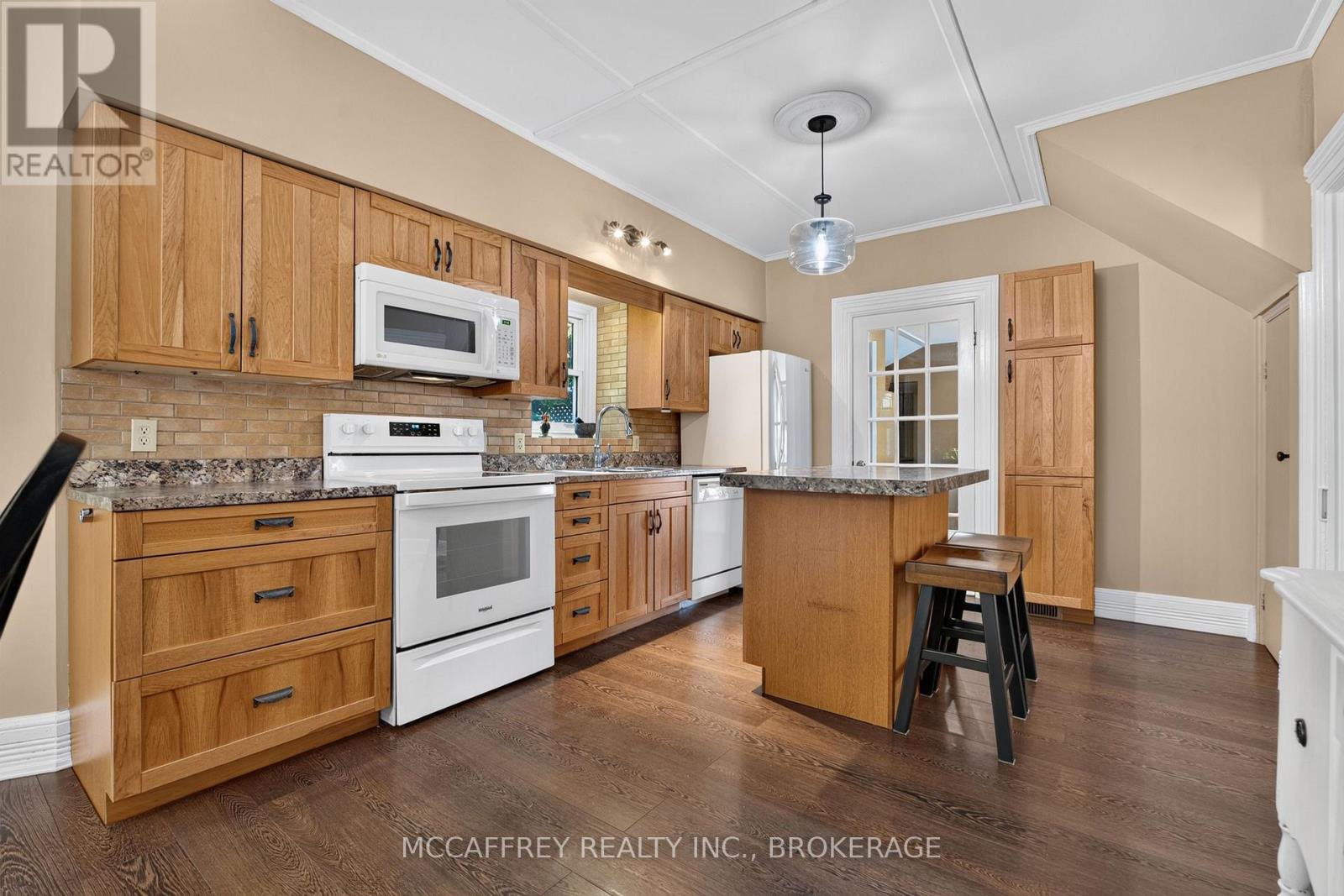 2 BRIGGS STREET - 15