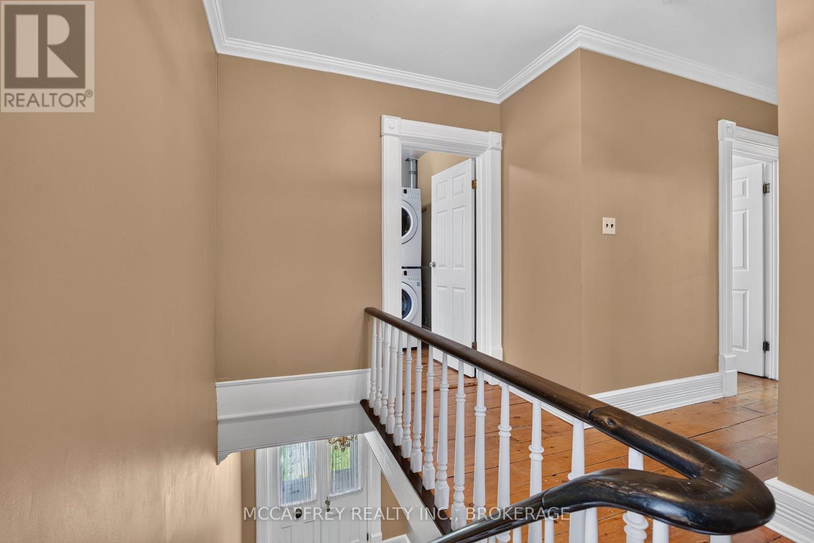 2 BRIGGS STREET - 25