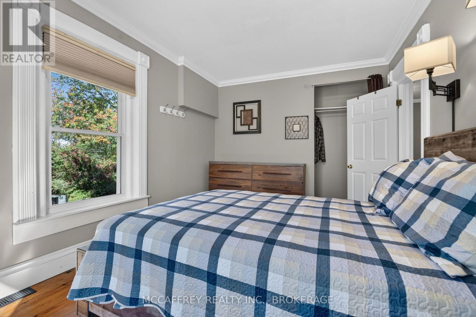 2 BRIGGS STREET - 29