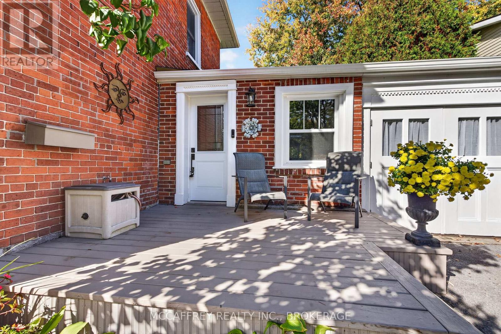 2 BRIGGS STREET - 3