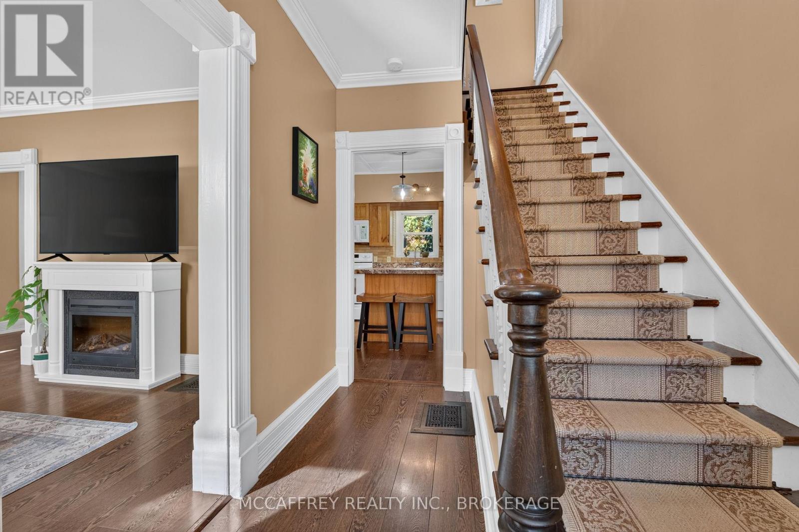2 BRIGGS STREET - 5