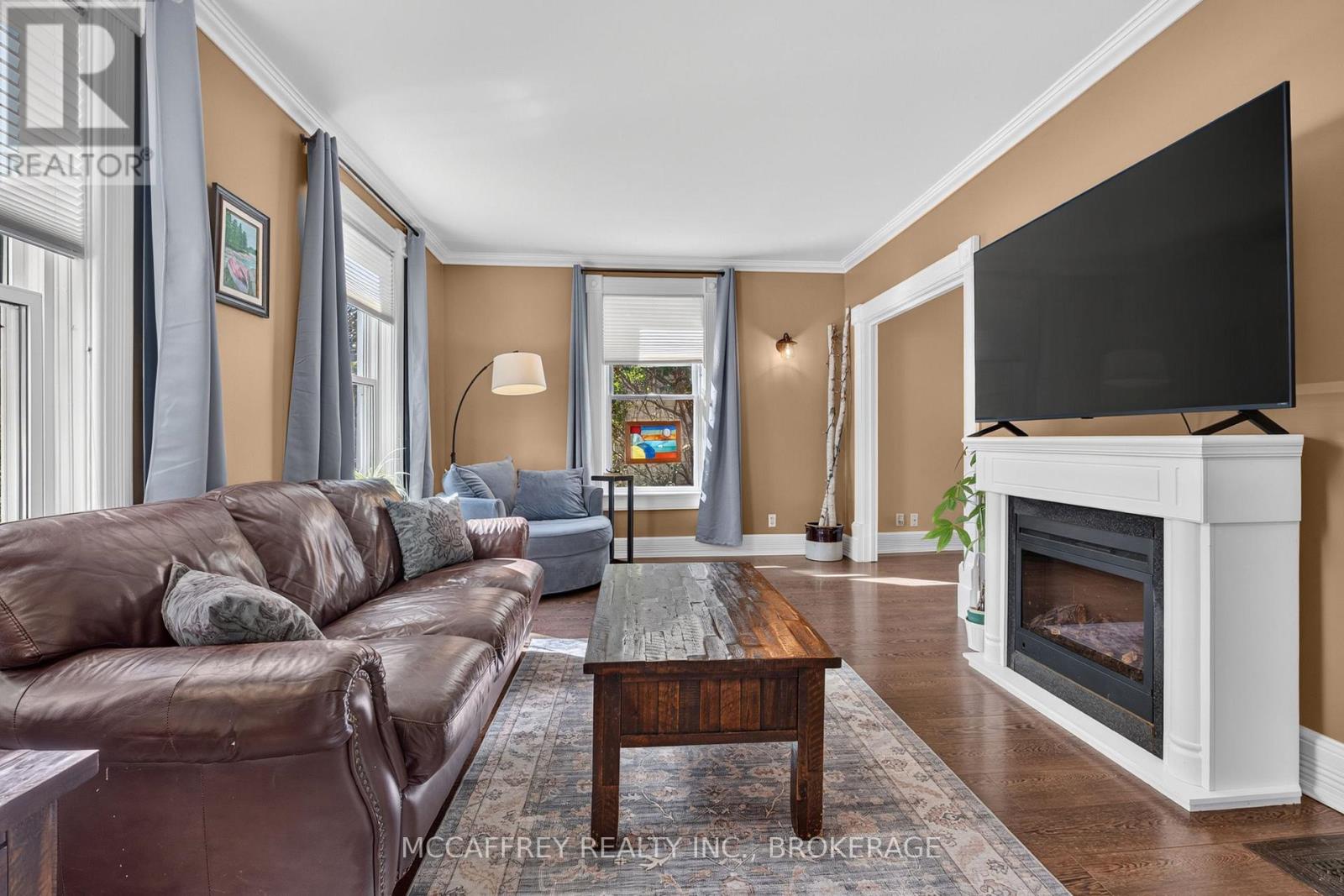 2 BRIGGS STREET - 9
