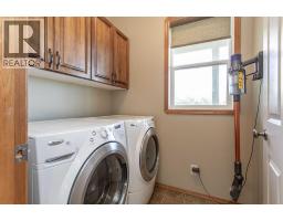 27244 Highway 42, Rural Red Deer County, AB T0M1R0 Photo 14