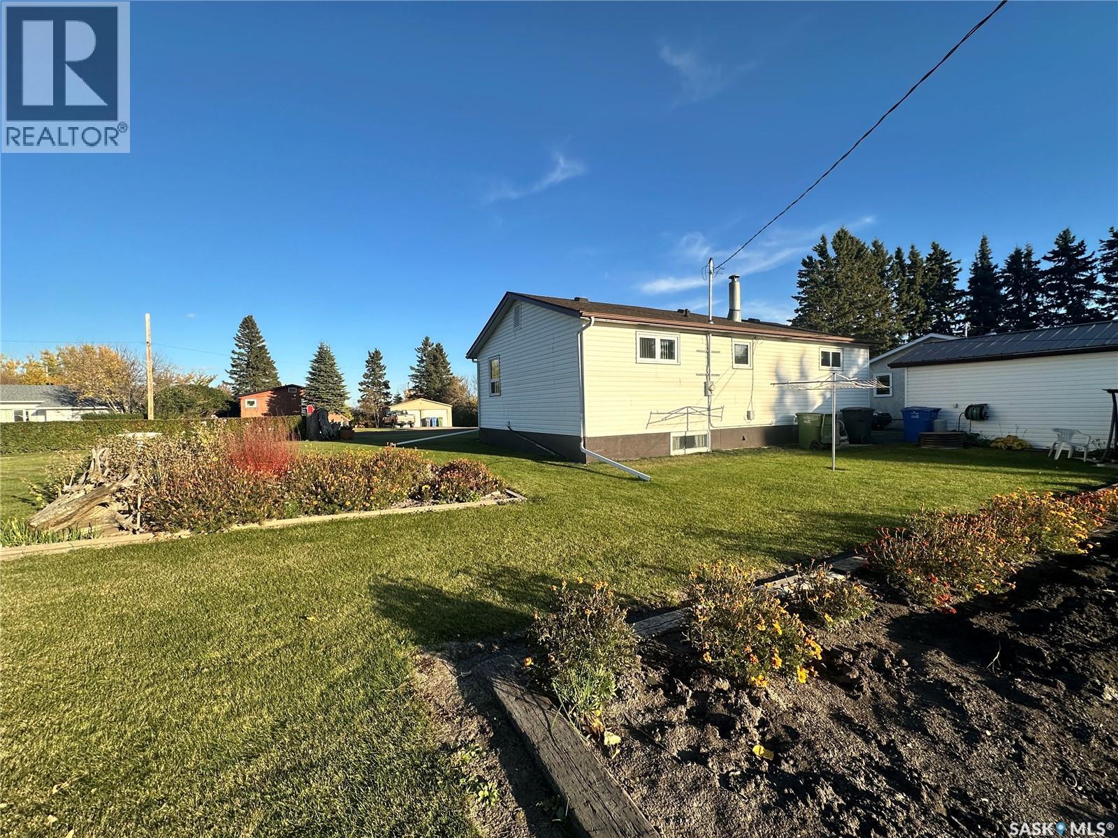 50 Rae AVENUE, Yorkton — photo 2