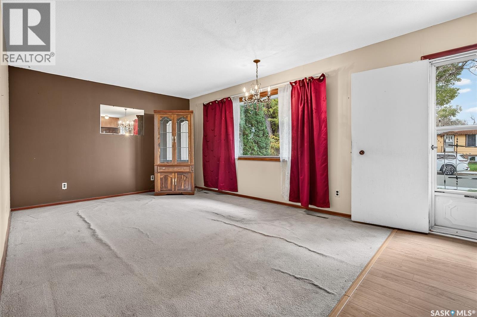 842 Grandview STREET W, Moose Jaw — photo 3