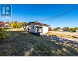 8647 60 Highway, North Algona Wilberforce, ON K0J1T0 Photo 7