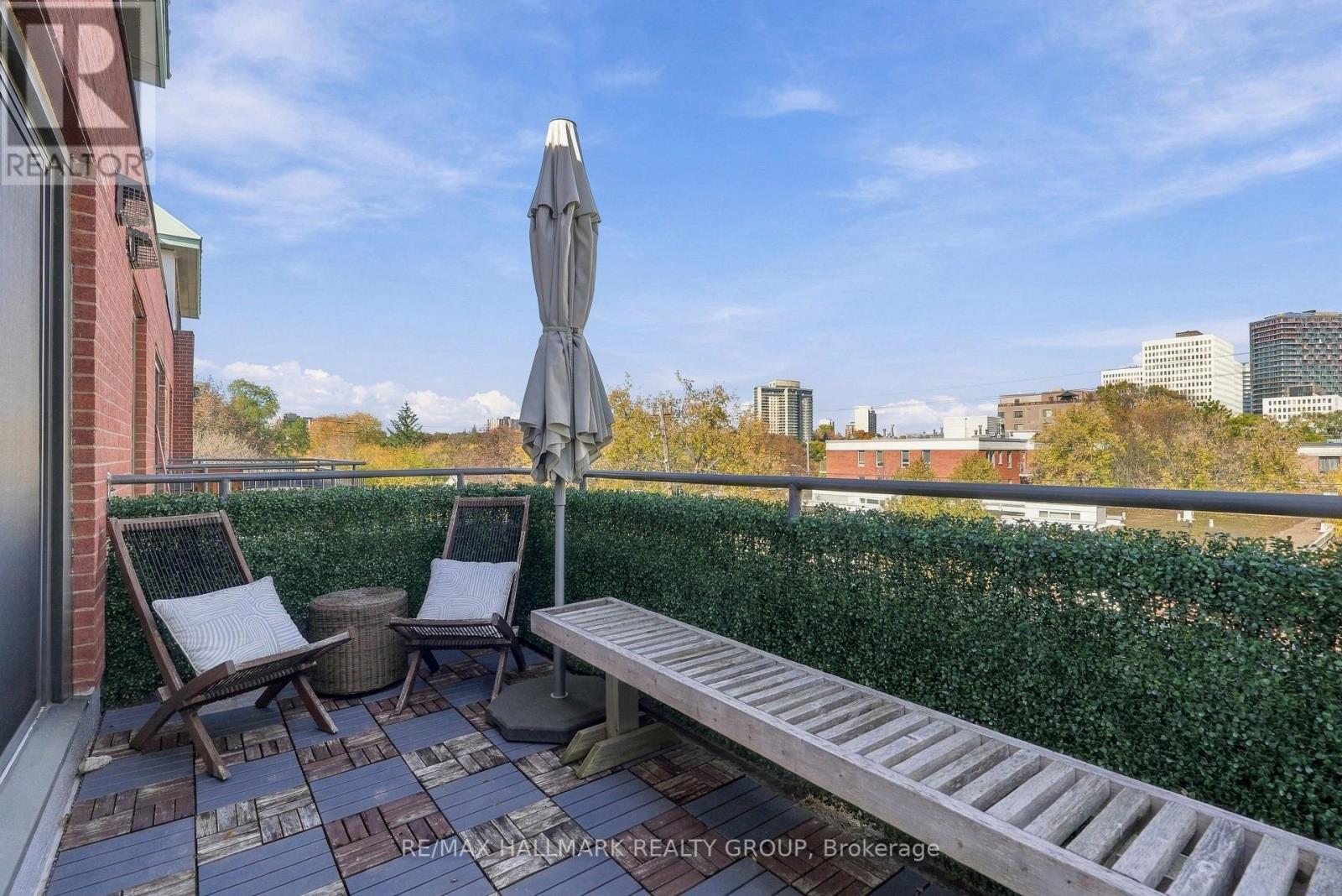Condos for Sale in Ottawa – 401 – 959 NORTH RIVER ROAD, Ottawa – By Peter Sagos - Image 20