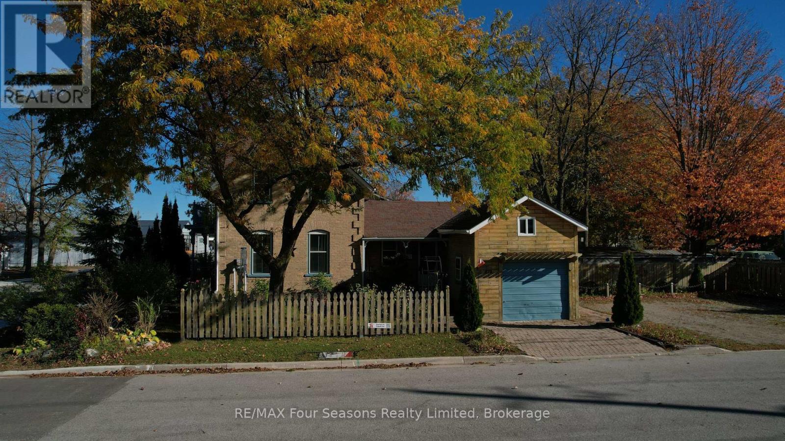 573 Bricker photo 4