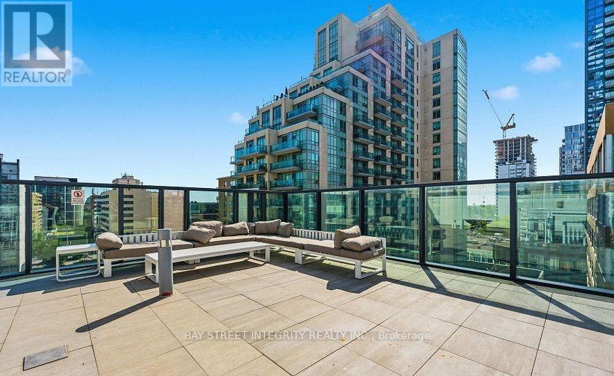 2607- 185 Roehampton Avenue, Toronto, ON photo 32