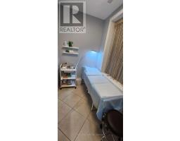 1-1048 Eglinton Avenue W, Toronto, ON M6C2C5 Photo 7