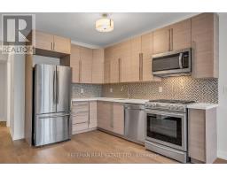Upper - 12 Arlington Avenue, Toronto, ON M6G3K8 Photo 9