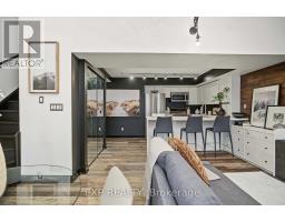 323 - 21 Earl Street, Toronto, ON M4Y3C8 Photo 13