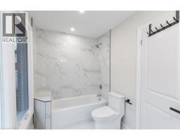 11 Algonquin Court Unit# Upper, Hamilton, ON L8T4T2 Photo 12