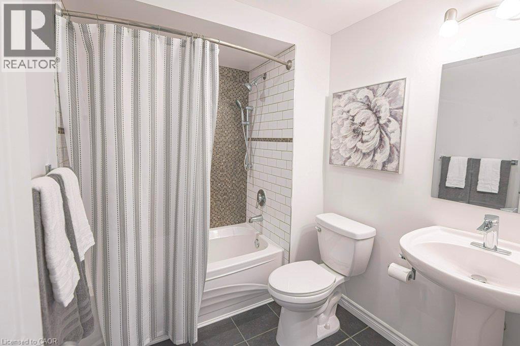 #52 461 BEECHWOOD Place - 25