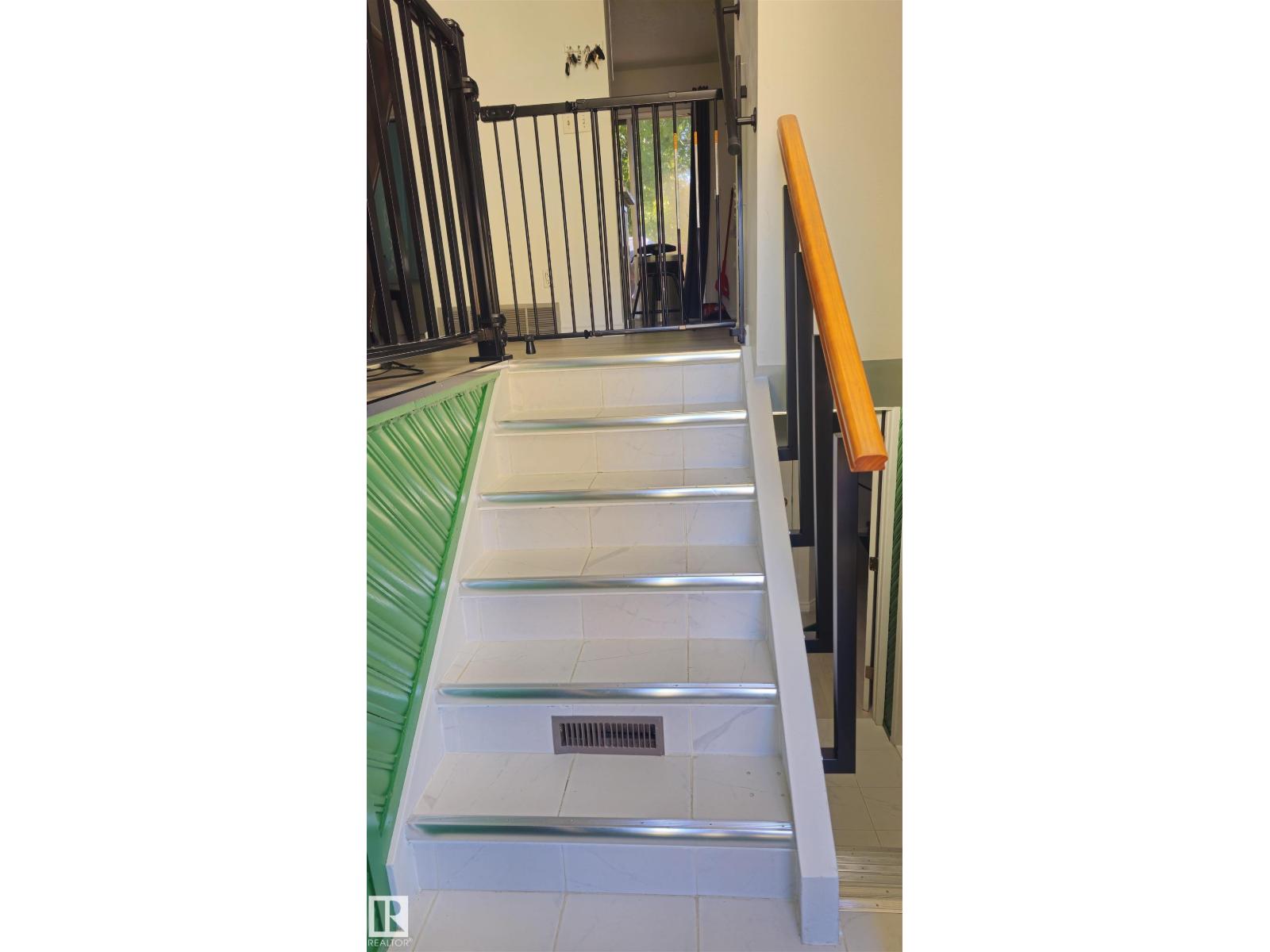 14240 23 ST NW, Edmonton — photo 10