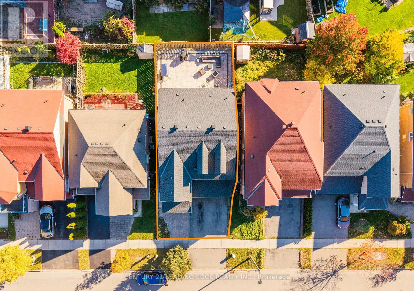 13 BOULDERBROOK DRIVE - 3
