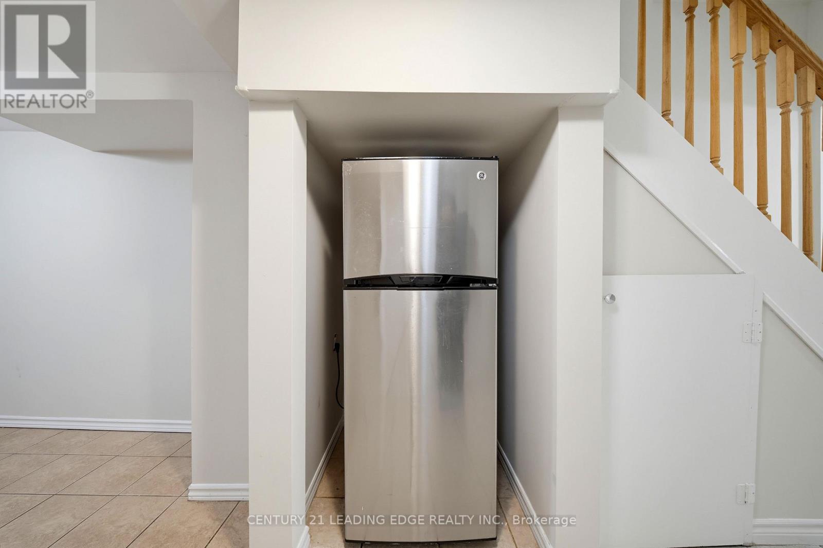 13 BOULDERBROOK DRIVE - 34