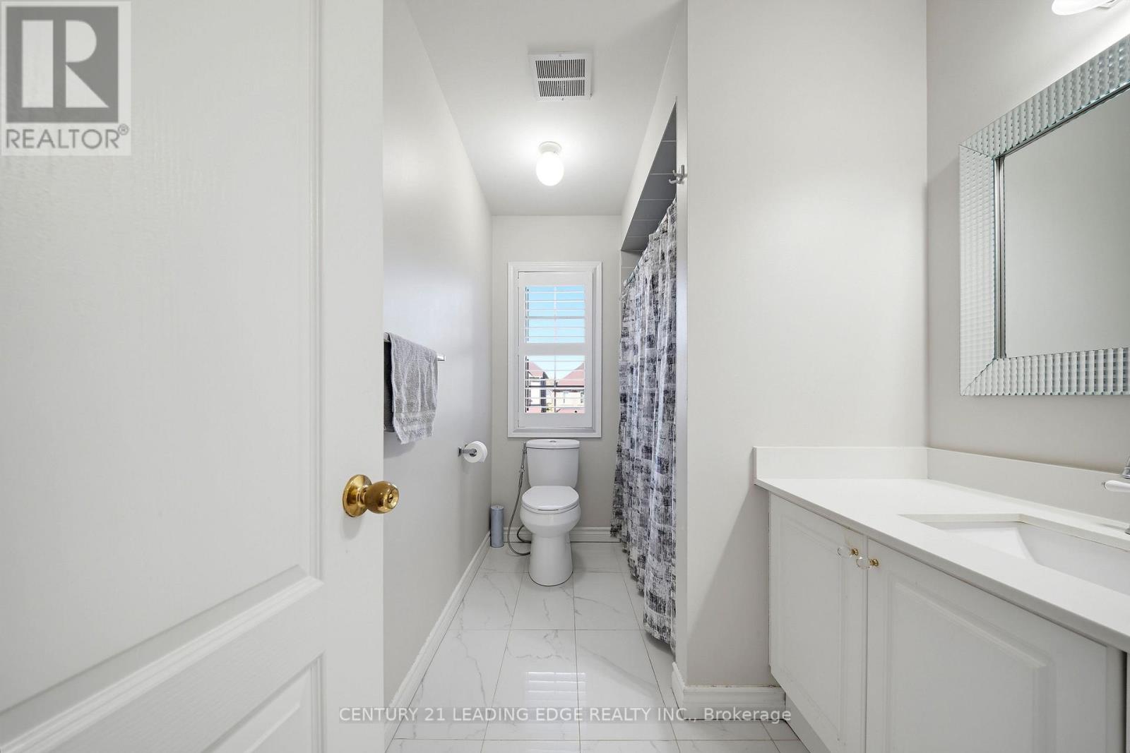 13 BOULDERBROOK DRIVE - 38
