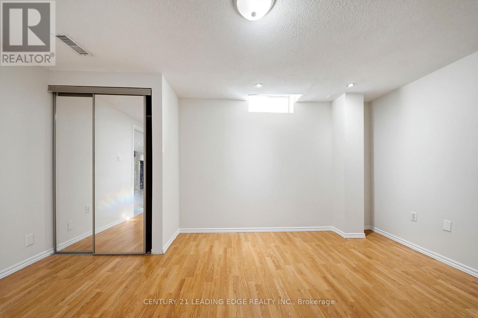 13 BOULDERBROOK DRIVE - 46