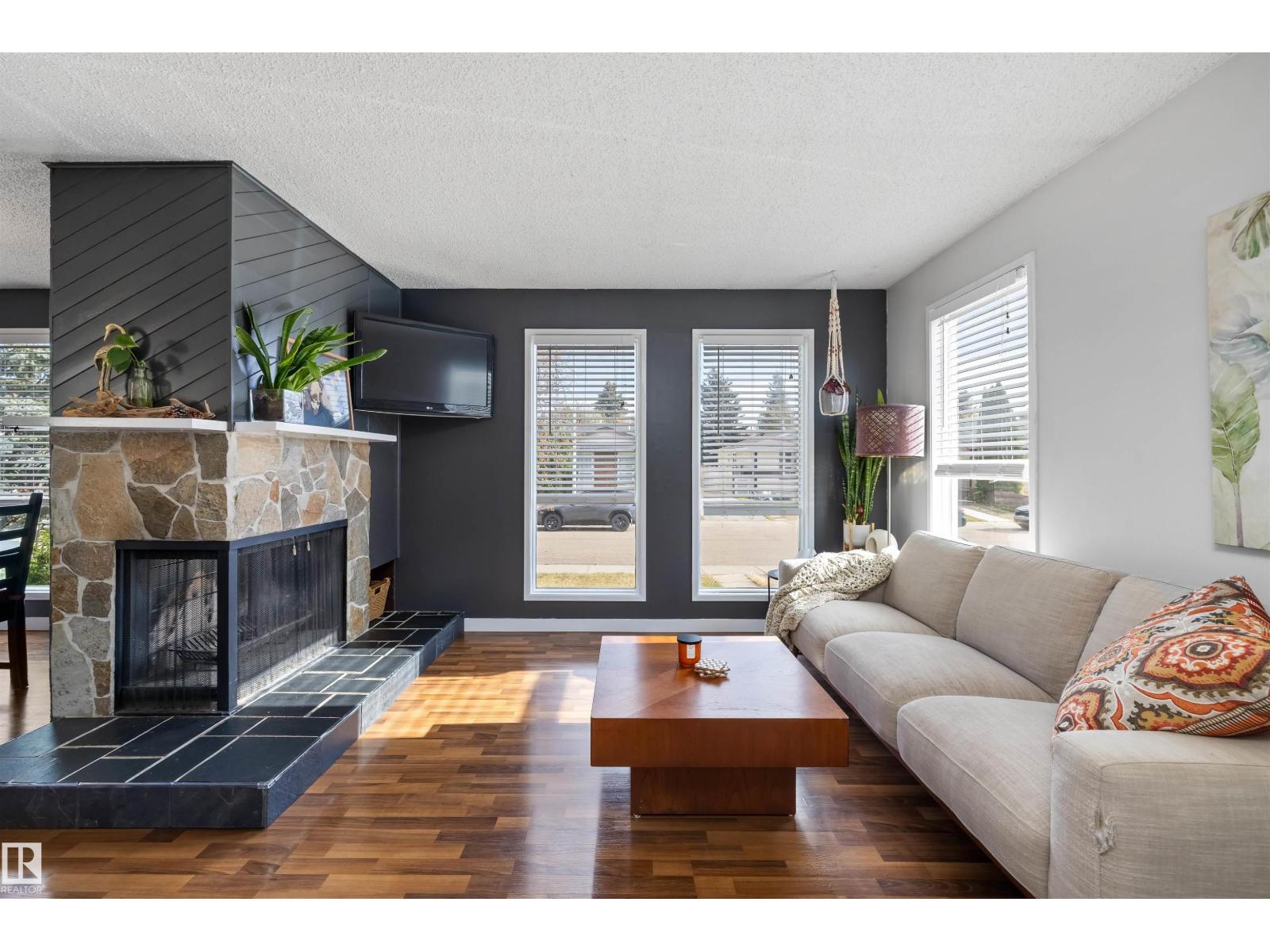 14020 118 ST NW, Edmonton, Alberta, T5X4J8