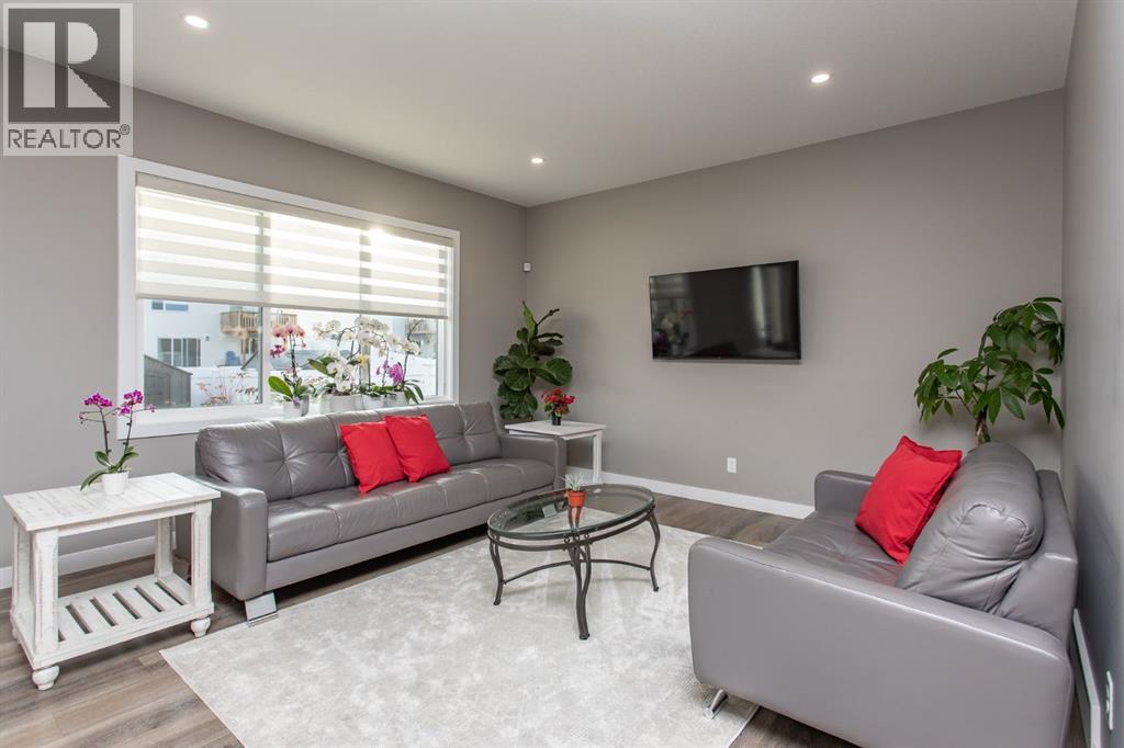 Listing photo – 25 Trebble Close, Red Deer