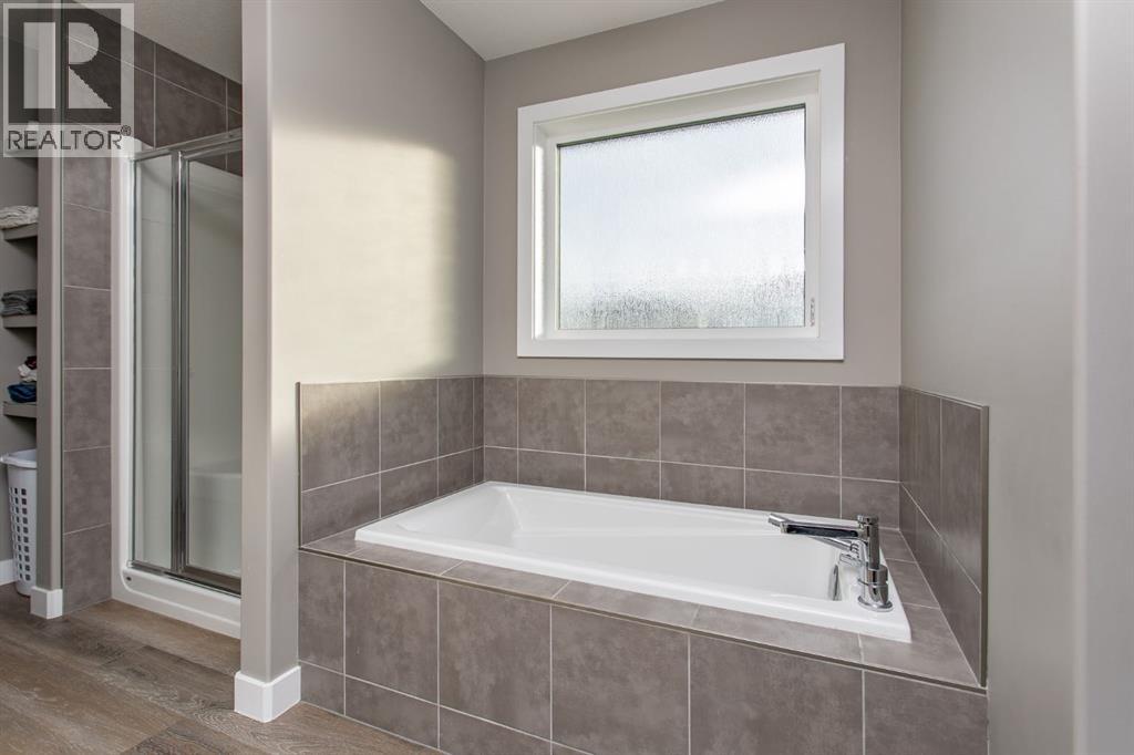Listing photo – 25 Trebble Close, Red Deer