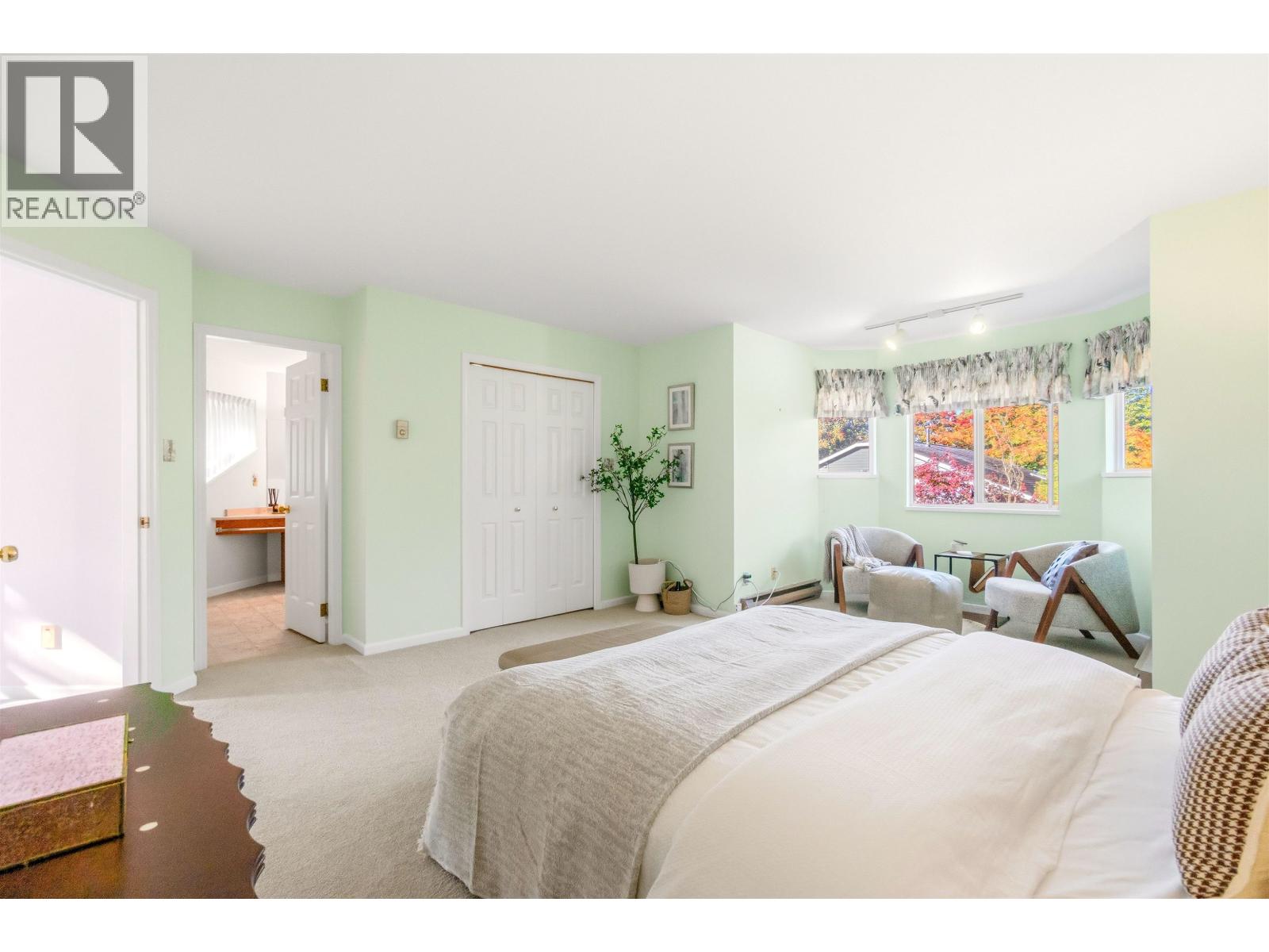 Photo of 865 RUCKLE COURT 20