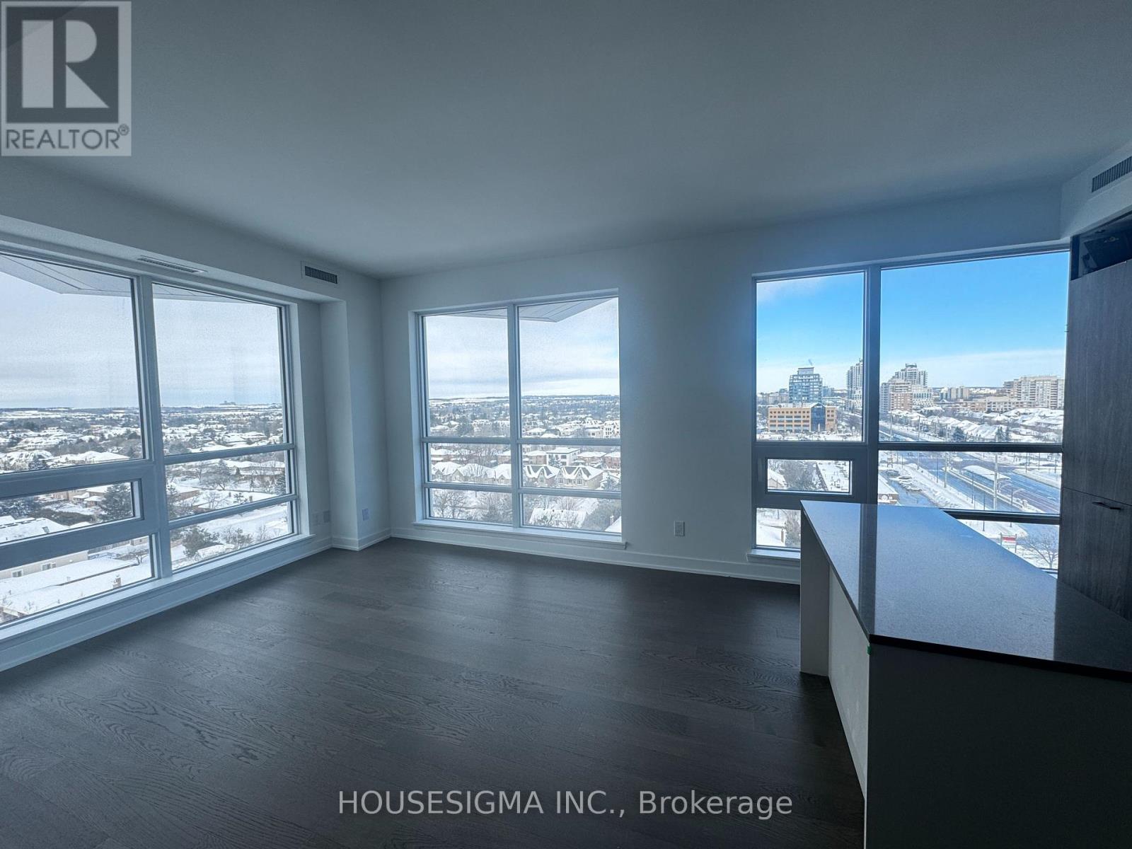 1002- 8888 Yonge Street, Richmond Hill, ON